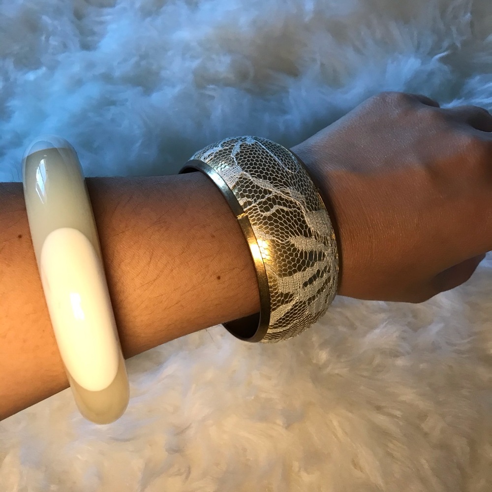 Large bangles - Picture 2 of 2